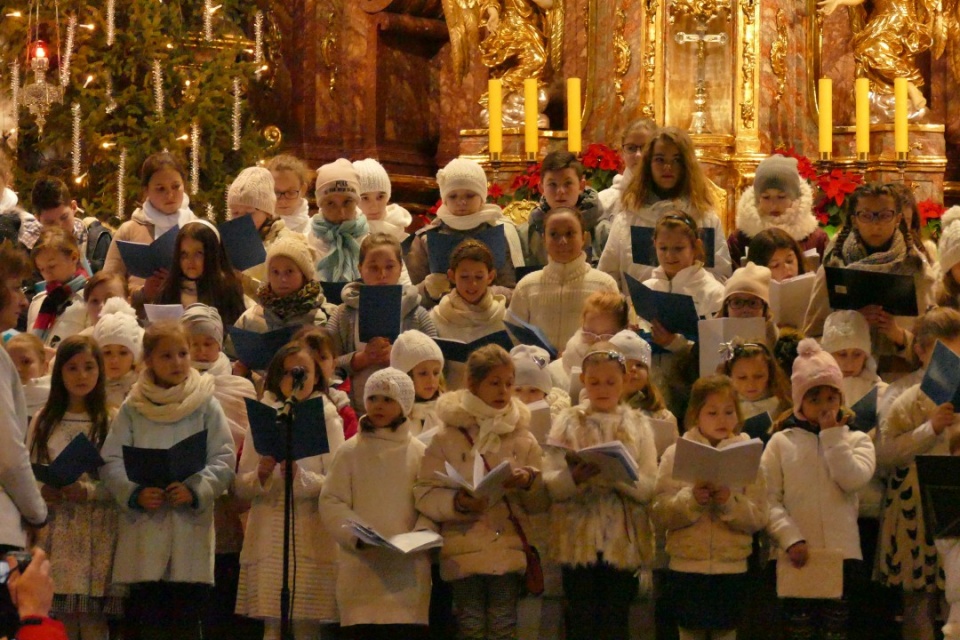 Dziecięcy chór w katedrze [fot. Małgorzata Ślusarczyk]