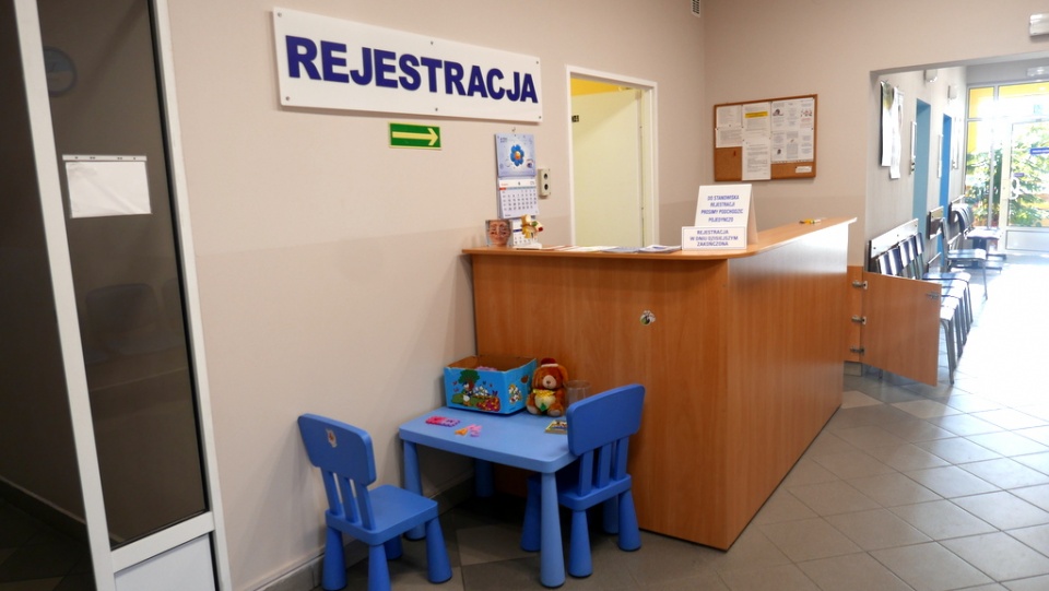 Mimo dużych kolejek chore dziecko w ZOZ "Centrum" w Opolu zostanie przyjęte przez lekarza [fot. Mariusz Chałupnik]