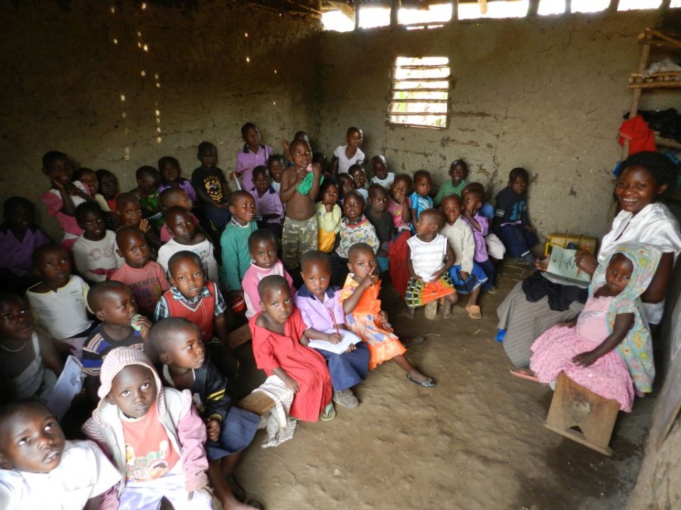 Szkoła w Ugandzie [fot.Edward Hałajko]
