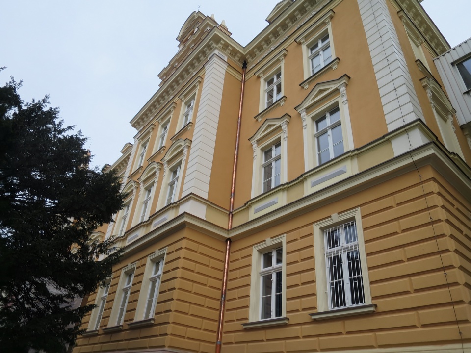 Budynek urzędu miejskiego i starostwa powiatowego w Kluczborku [fot. Kamila Gal-Skorupa]