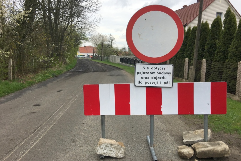 Droga z Dolnej do Strzelec Opolskich była zamknieta od kwietnia [fot. Agnieszka Pospiszyl]