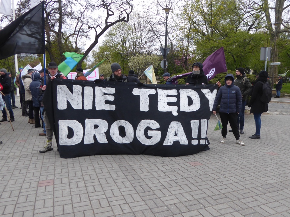 Miesięcznica "pogrzebania demokracji na Opolszczyźnie" [fot. Ewelina Laxy]