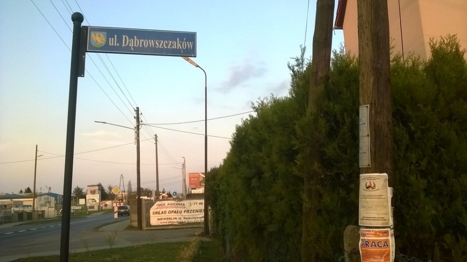 Ulica Dąbrowszczaków w Niemodlinie [fot. archiwum opolskiego oddziału partii Razem]