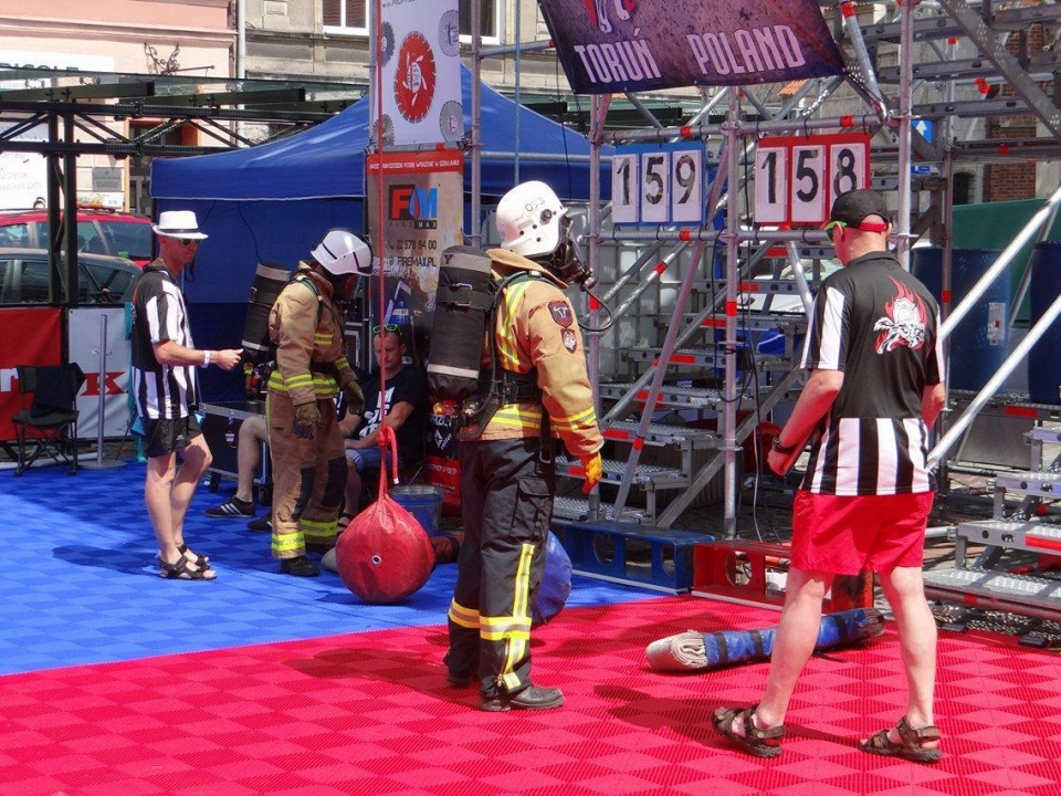 Zawody Firefighter Combat Challenge w Opolu już w ten weekend (06-07.05) [fot. materiały organizatora, źródło: https://www.facebook.com/pg/FirefighterOpole/photos]
