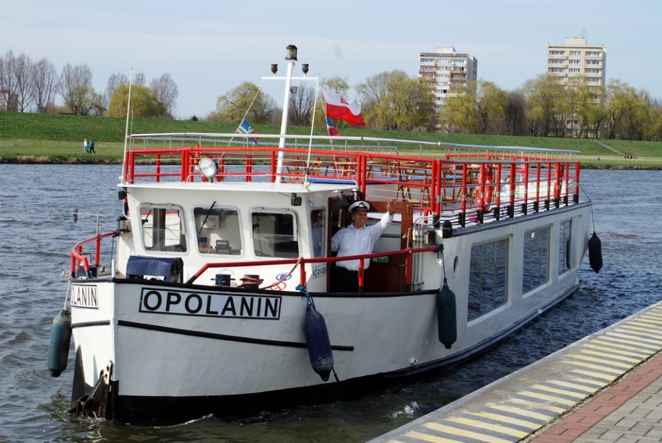 Statek "Opolanin" [fot. http://statekopole.pl/galeria.html]