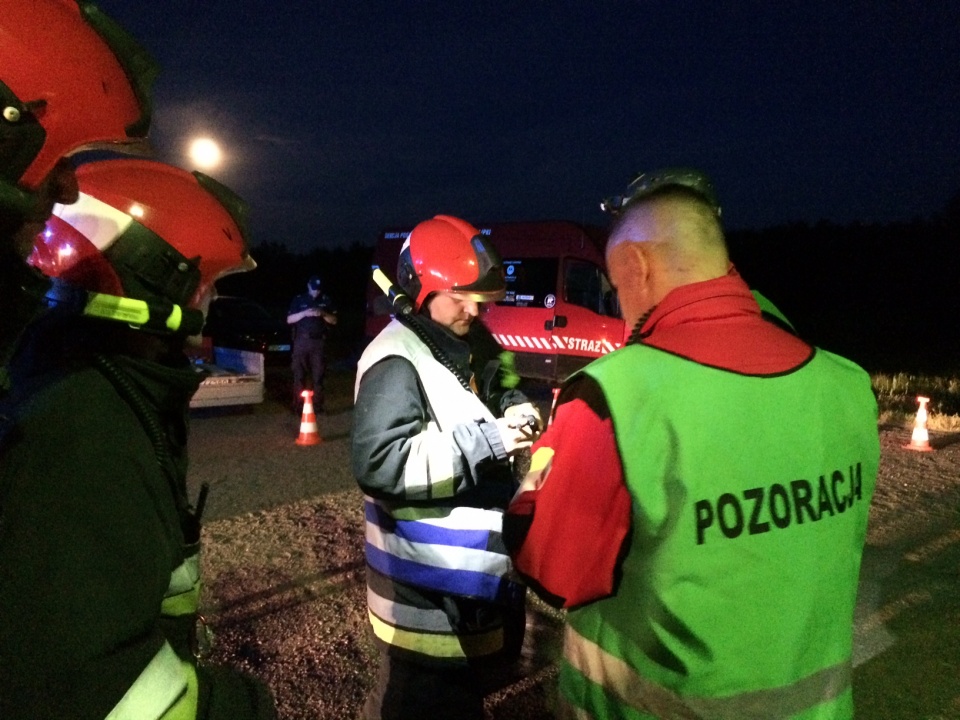 Nocne ćwiczenia "Search & Rescue" na wojskowym poligonie w Pępicach [fot. Maciej Stępień]
