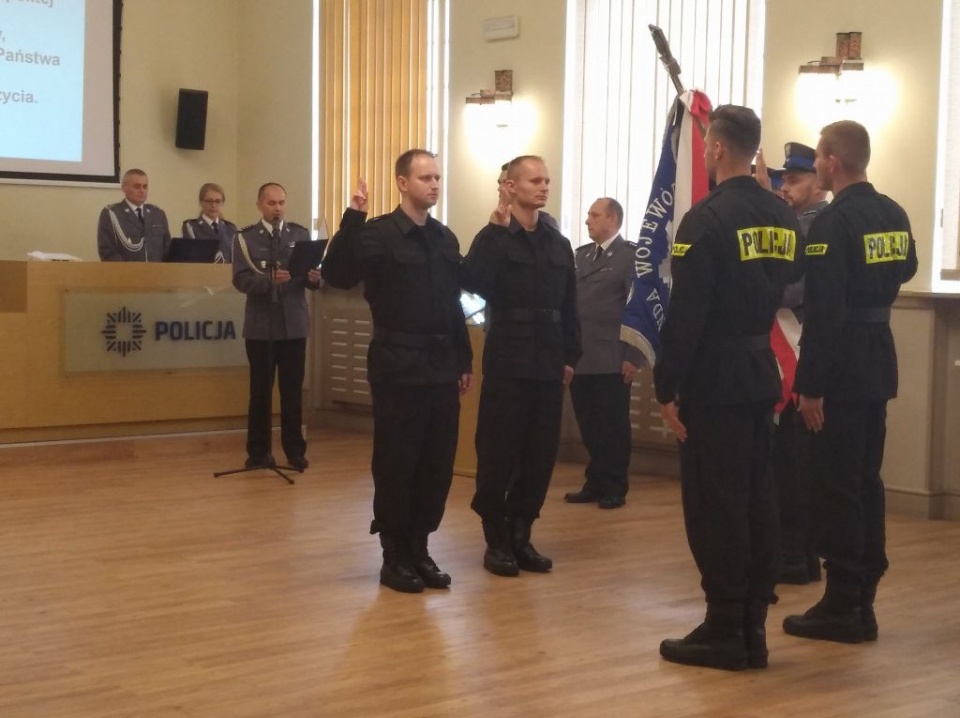 Ślubowanie policjantów w Opolu [fot. Katarzyna Doros]