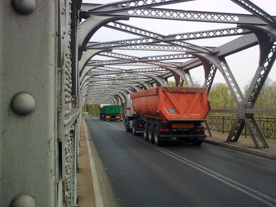 Druga przeprawa mostowa w Brzegu jest konieczna - mówią brzescy samorządowcy [fot. Maciej Stępień]