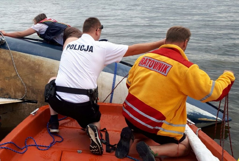 Akcja ratownicza na Jeziorze Turawskim [fot. archiwum policji]