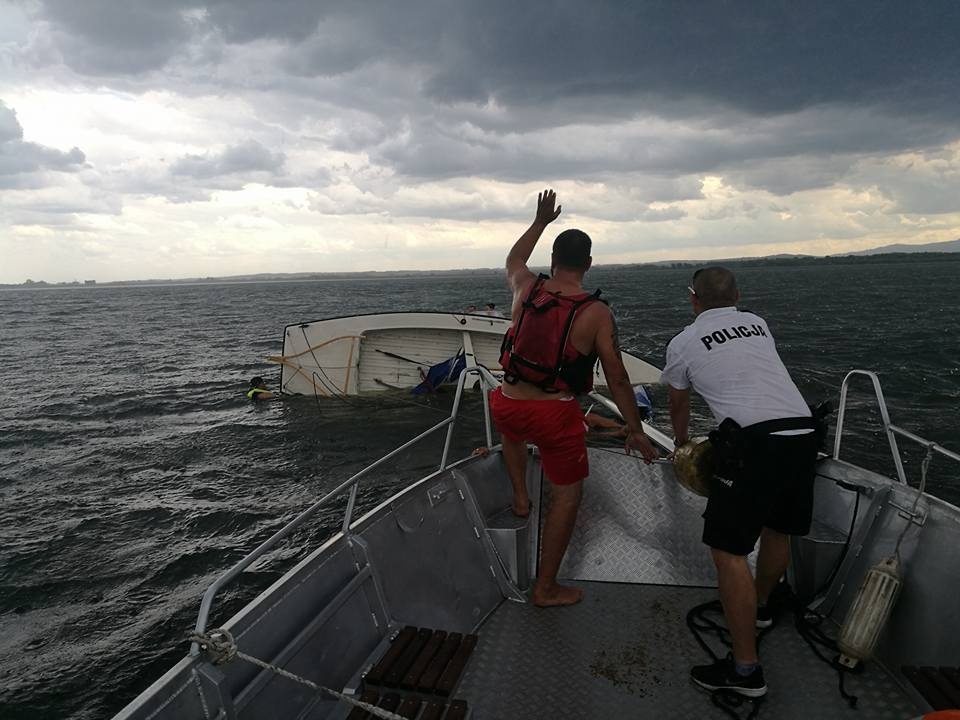 Akcja ratunkowa na Jeziorze Nyskim [fot. WOPR NYSA]