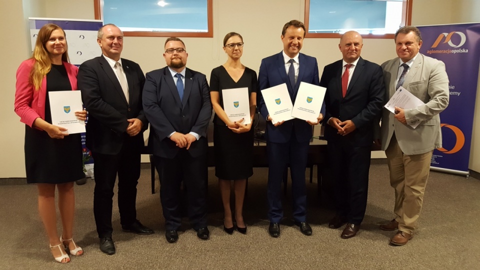 Podpisano umowy w sprawie dofinansowania projektów realizowanych w ramach RPO w Aglomeracji Opolskiej [fot. Daria Placek]