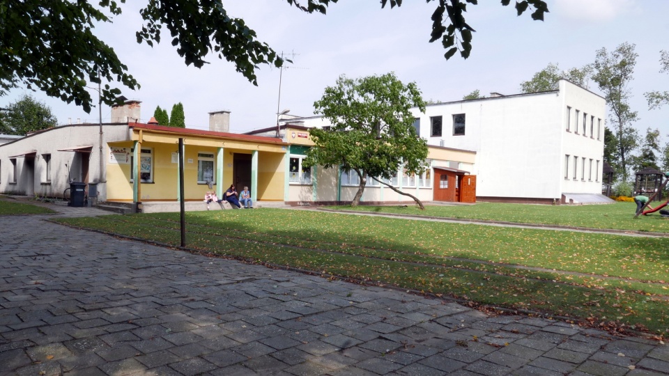 Szkoła w Uciechowicach [fot. Mariusz Chałupnik]