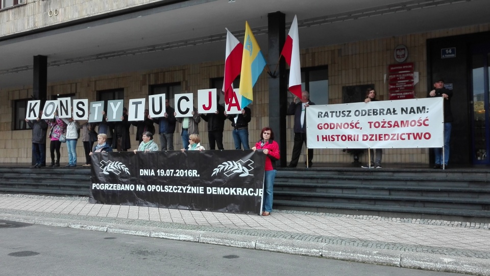Protest przeciwników Dużego Opola [fot. Ewelina Laxy]