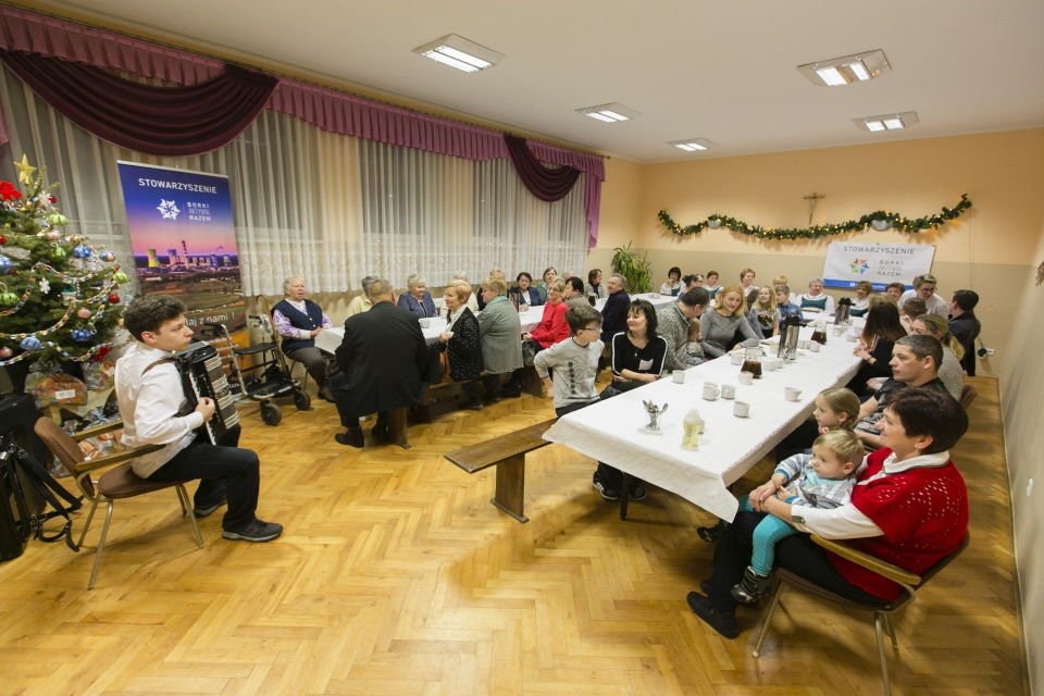 Aktywni dla mieszkańców. Adwentowe spotkanie zorganizowano w Borkach [fot. Stowarzyszenie Borki Aktywni Razem]