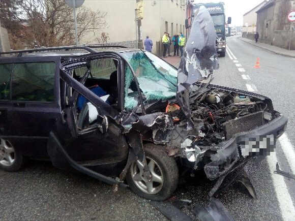 Uwaga kierowcy, groźny wypadek w Skorogoszczy. Zablokowana droga Brzeg-Opole [AKTUALIZACJA]
