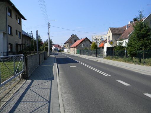 Droga Koperniki - Sławniowice wyremontowana. Inwestycja jest realizowana w ramach polsko-czeskiego projektu
