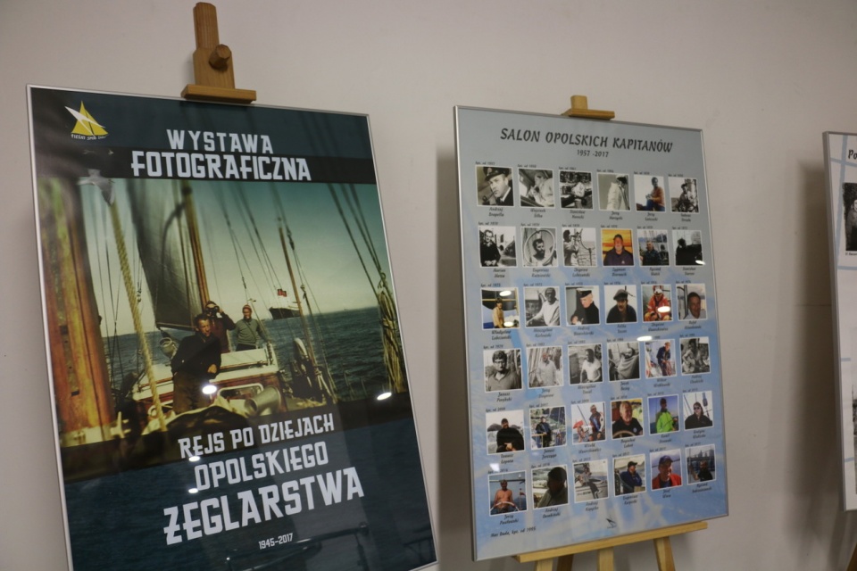 Spotkaniu w MBP w Opolu będzie towarzyszyła wystawa zdjęć o historii opolskiego żeglarstwa [fot. Barbara Więcek]