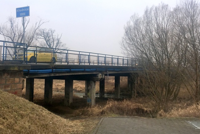 W Kędzierzynie-Koźlu zamknięto most nad Kłodnicą. Utrudnienia przez 4 miesiące