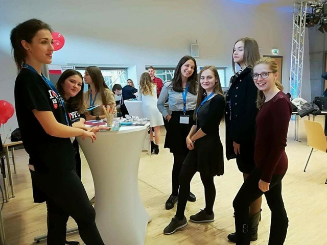 Kobiety kobietom - akcja samorządu studenckiego PWSZ w Nysie