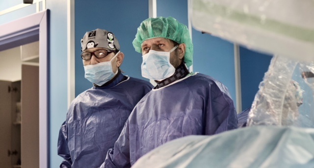 Lekarze z USK w Opolu zatkali dziurę w sercu bez użycia skalpela. To szansa dla młodych pacjentów po udarze mózgu