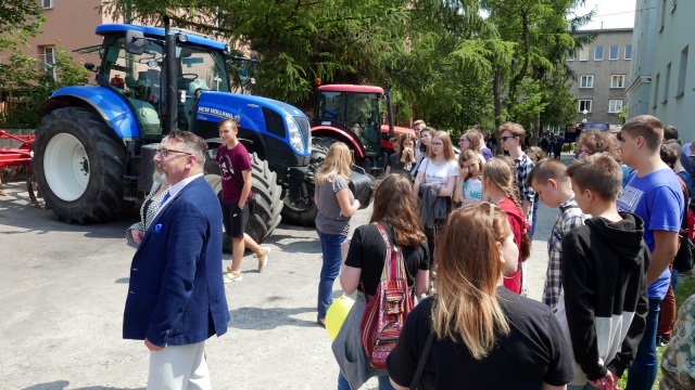 Ponad 500 uczniów odwiedziło głubczyckiego rolniczaka na Dniach Otwartych