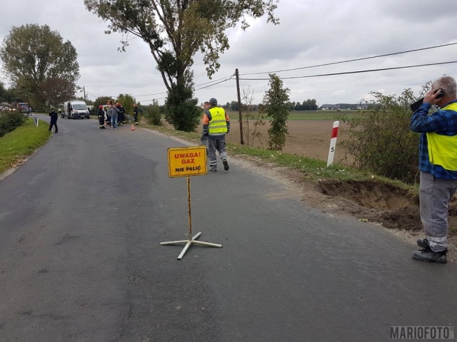 Rozszczelnienie gazociągu w Mechnicach. Droga między Żerkowicami a Wawelnem była zablokowana [AKTUALIZACJA]