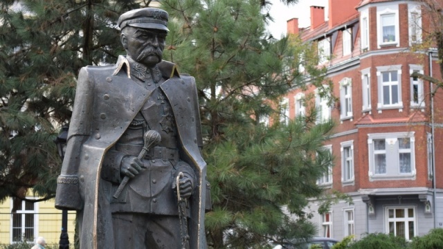 Józef Piłsudski pojawił się w Kędzierzynie-Koźlu i zostanie na dłużej