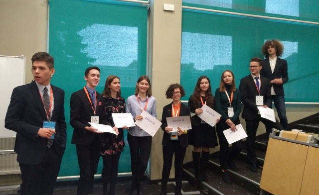 Najlepsi młodzi delegaci komitetów ONZ nagrodzeni w Opolu. Zakończyła się 9. edycja SilMUN-a