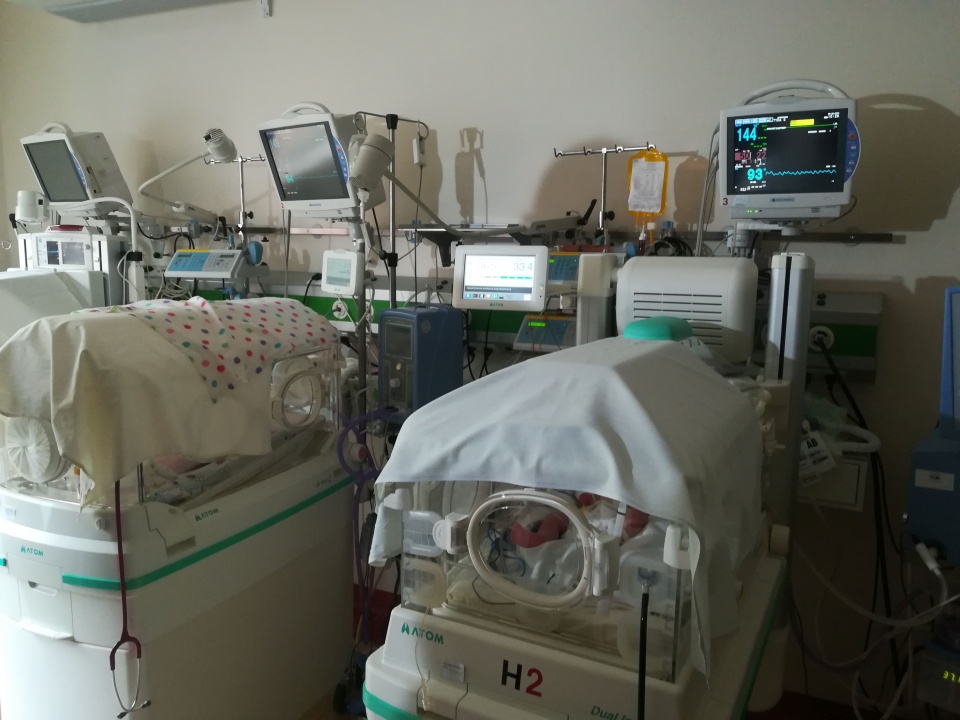 Nowy sprzęt na oddziale noworodków w opolskim centrum ginekologii [fot. Katarzyna Zawadzka]