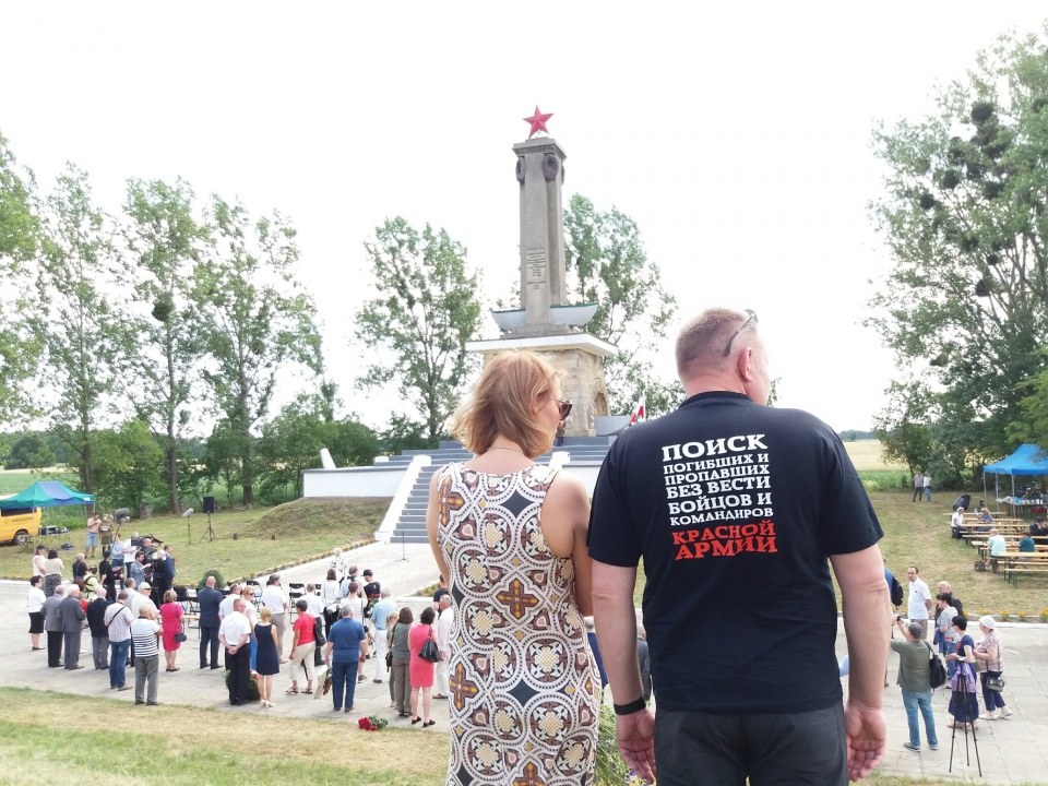 W czerwcu 2017 roku odsłonięto ponownie odrestaurowany pomnik ku czci Armii Czerwonej [fot. Maciej Stępień]