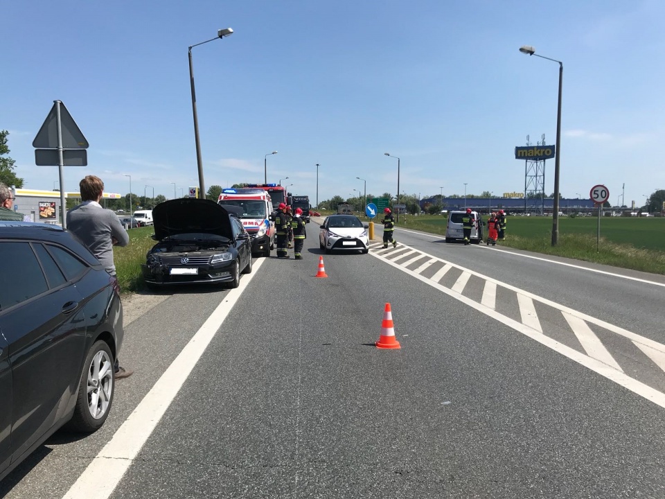 Dwa samochody zderzyły się na obwodnicy Opola [fot. Mario]