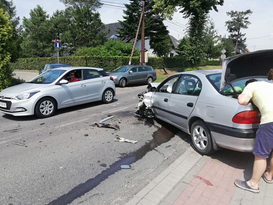 3 osoby poszkodowane w wypadku w Prószkowie [fot. Mario]