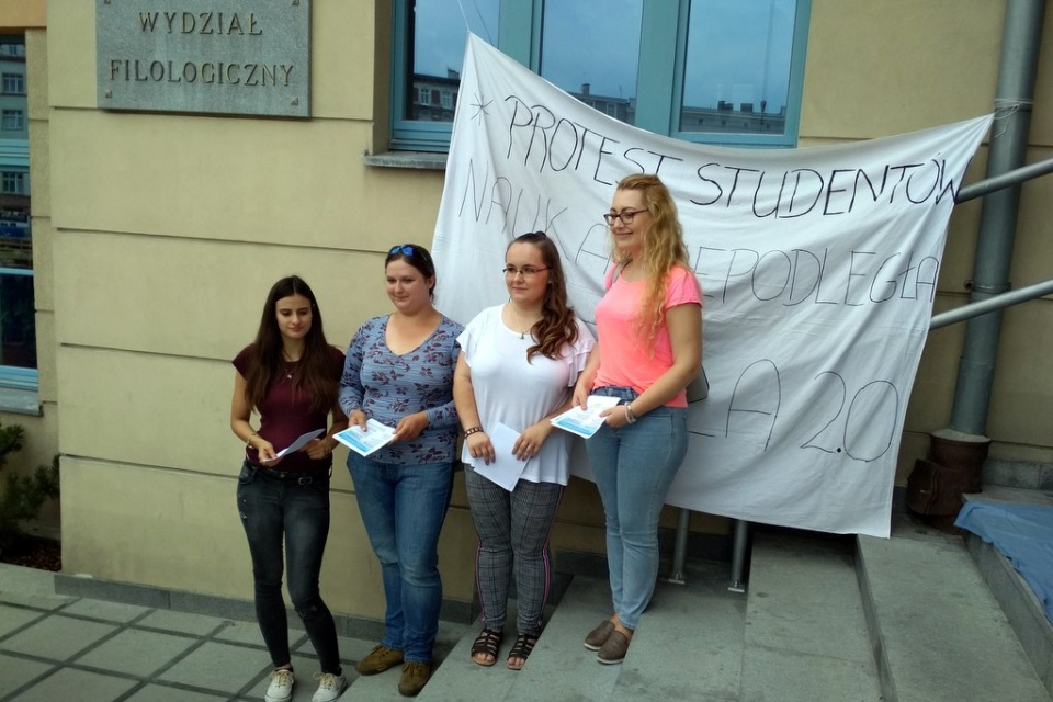 Protest studentów Uniwersytetu Opolskiego [fot. Joanna Matlak]