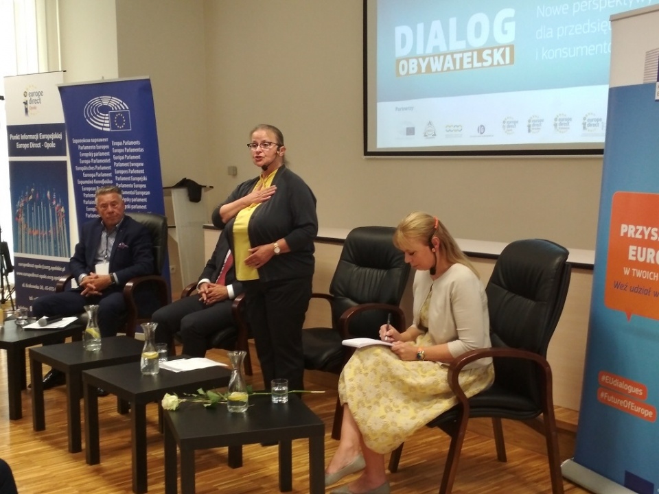 "Dialog Obywatelski" w Opolu. Dyskusja o małych i średnich firmach z przedstawicielami UE [fot. Joanna Matlak]
