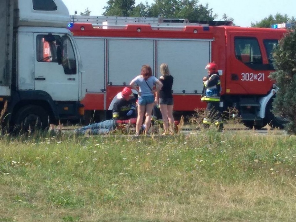 Wypadek motocyklisty na ul. Wrocławskiej w Opolu [fot. MARIO]