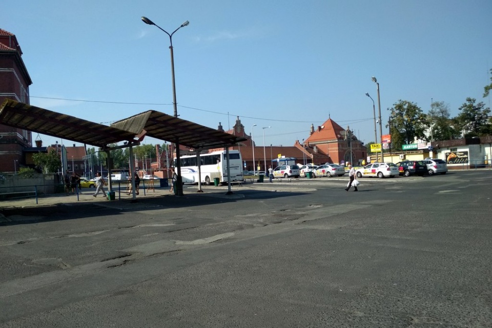 Teren dworca PKS w Opolu [fot. Joanna Matlak]