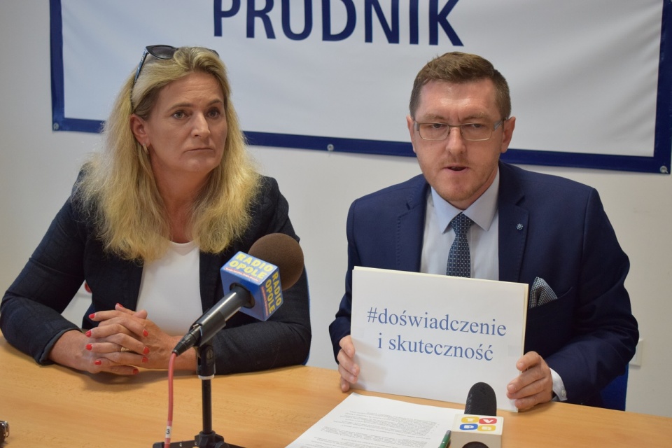 Krzysztof Barwieniec powalczy o fotel wójta w gminie Lubrza [fot. Wiktoria Palarczyk]