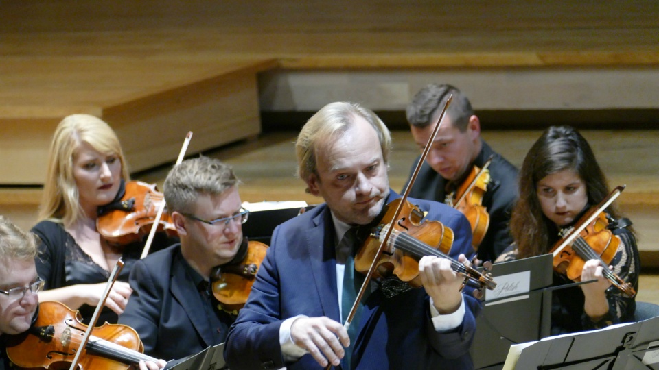 Michał Maciaszczyk i Polish Art Philharmonic w FO © [fot. Małgorzata Ślusarczyk]