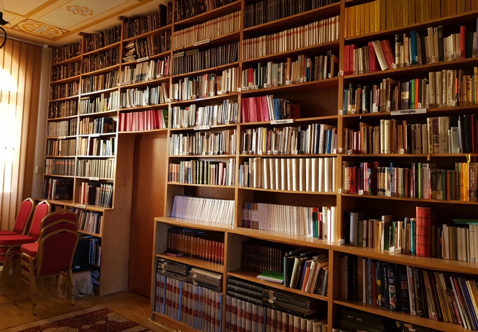 Biblioteka klasztoru na Górze św. Anny [fot. Agnieszka Pospiszyl]
