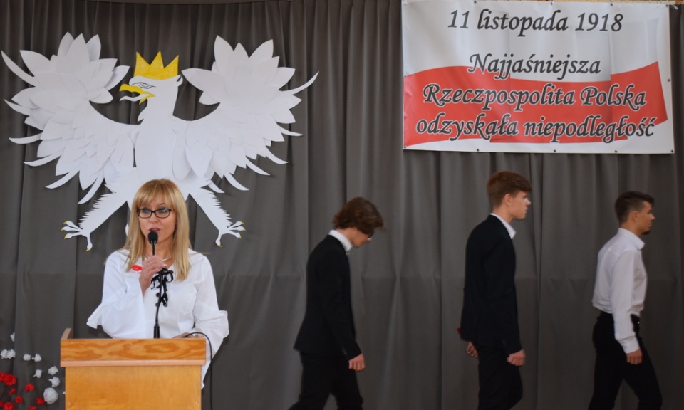 Katarzyna Arciszewska-Stępień, otwiera konferencję [fot. Jacek Pelczar]