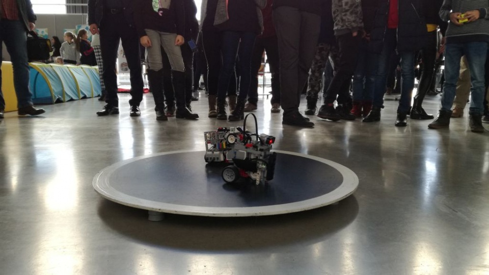 Lego Sumo, Line Follower czy Way Finder - dzisiaj w Opolu zorganizowano pierwsze w tym sezonie zawody w ramach opolskiej ligi robotów 7