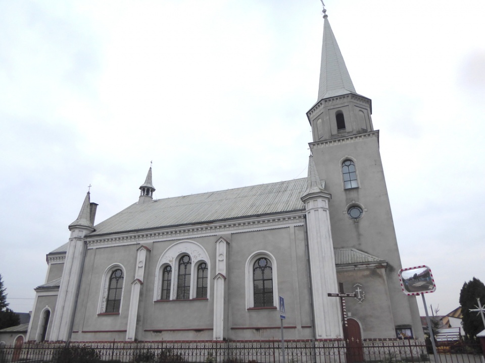 Kościół św. Jana Chrzciciela w Obrowcu [fot. Witold Wośtak]