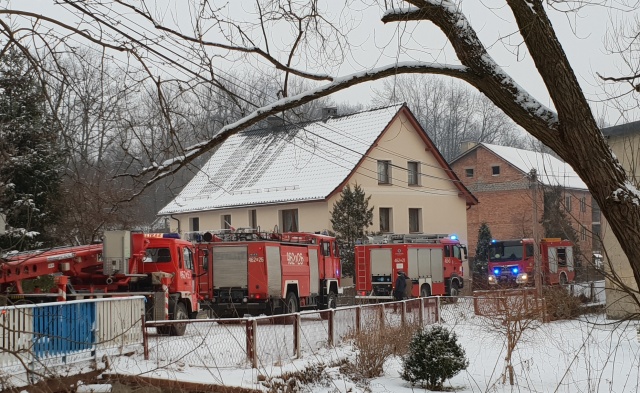 Pożar w domu jednorodzinnym w Konradowie.