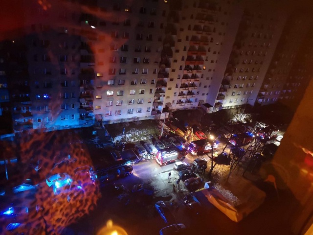 Pożar windy w 10-piętrowym bloku w Opolu [FILM, ZDJĘCIA]