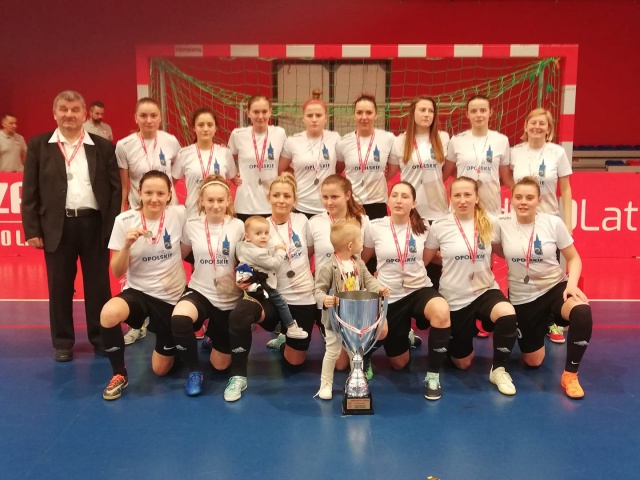 Rolnik Głogówek wicemistrzem Polski w halowej piłce nożnej kobiet