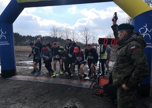 Regularne treningi gwarancją sukcesu. Żołnierze z całej Polski biegają na poligonie Winów-Górki