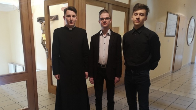 Rekolekcje powołaniowe w Wyższym Międzydiecezjalnym Seminarium Duchownym w Opolu. Uczestnicy szukali drogi życiowej