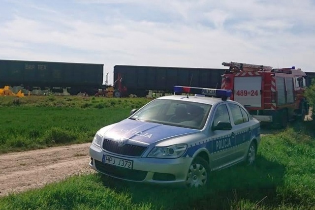 Śmiertelny wypadek na przejeździe kolejowym koło Głogówka