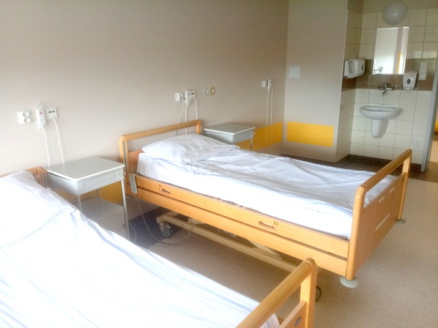 Interna w Oleśnie ma 15 łóżek więcej. Druga część oddziału otwarta po remoncie