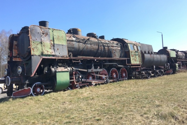 Do końca wakacji zabytkowa lokomotywa stanie w centrum Kędzierzyna-Koźla